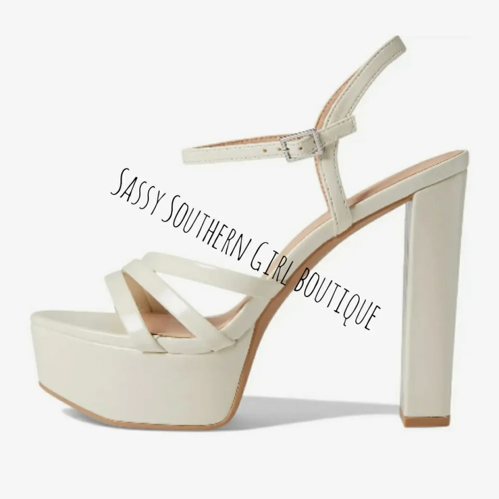 🆕⭐ Chinese Laundry Pearl white chunky platform sandal